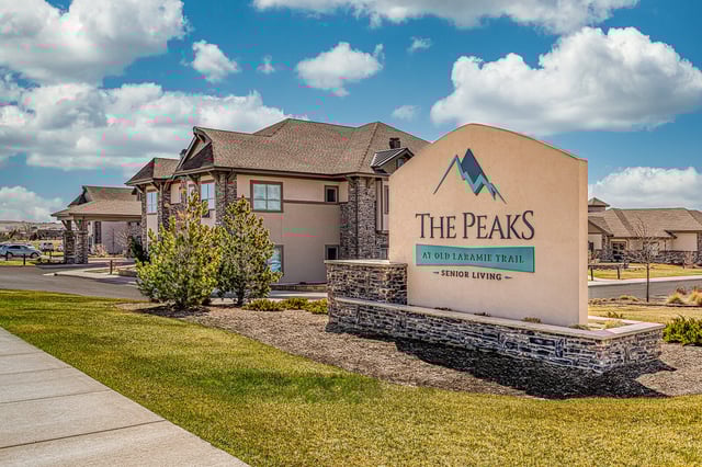 The_Peaks_at_Old_Laramie_Trail_Sign